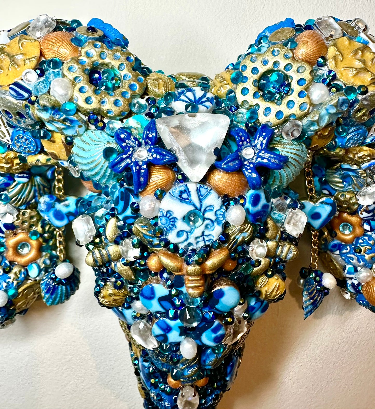 RAMIRO - Blue and yellow ochre