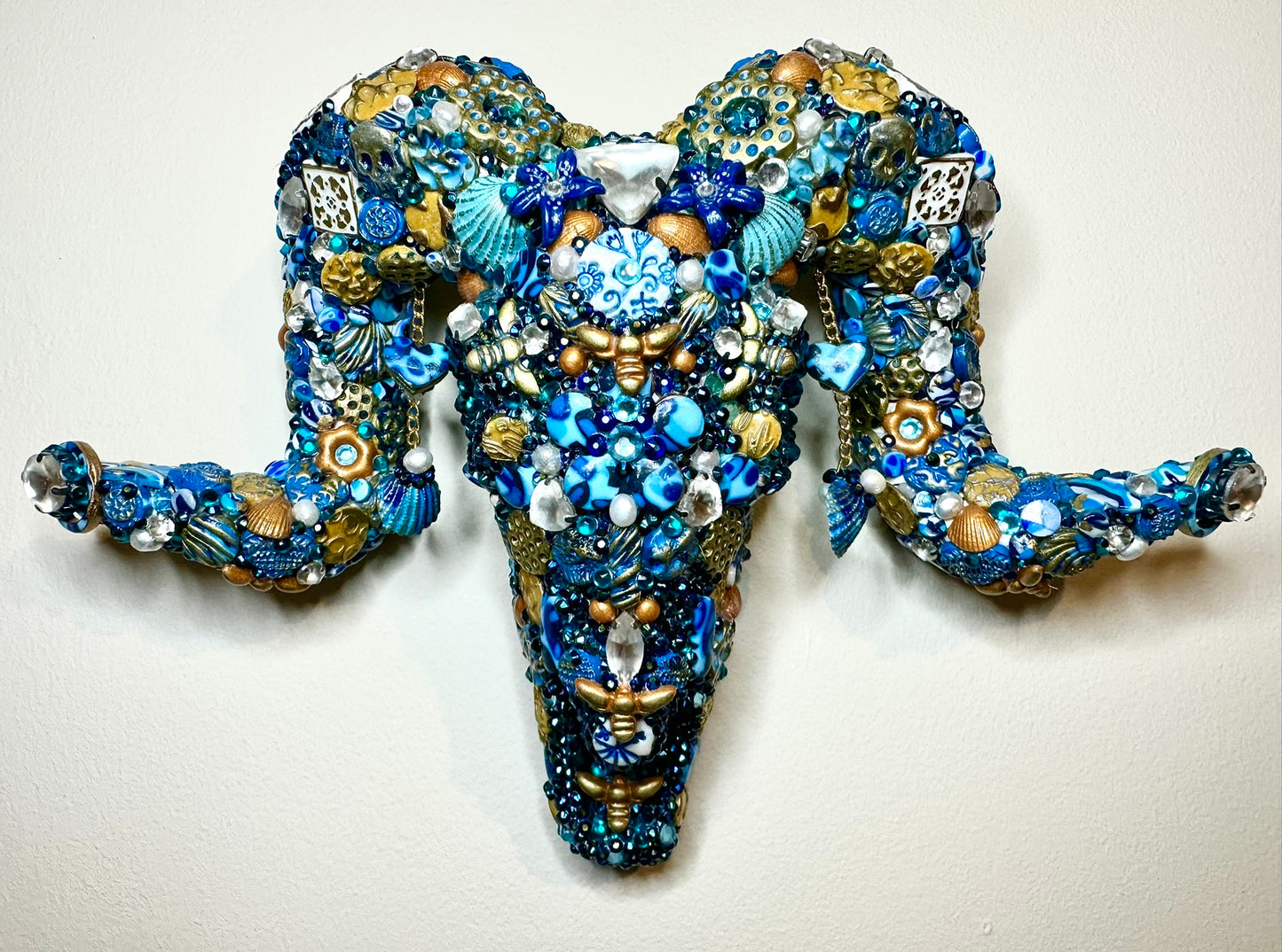 RAMIRO - Blue and yellow ochre