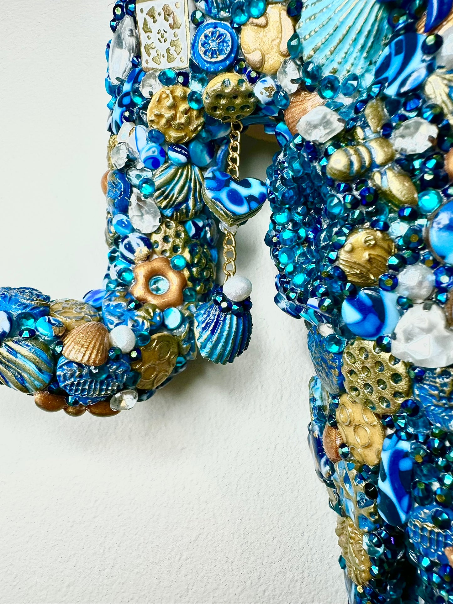 RAMIRO - Blue and yellow ochre